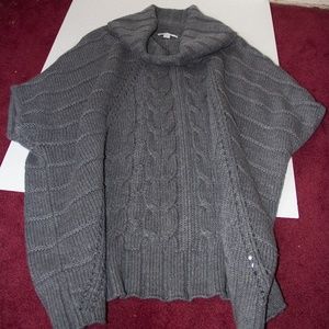 New York & Company L Gray Sweater